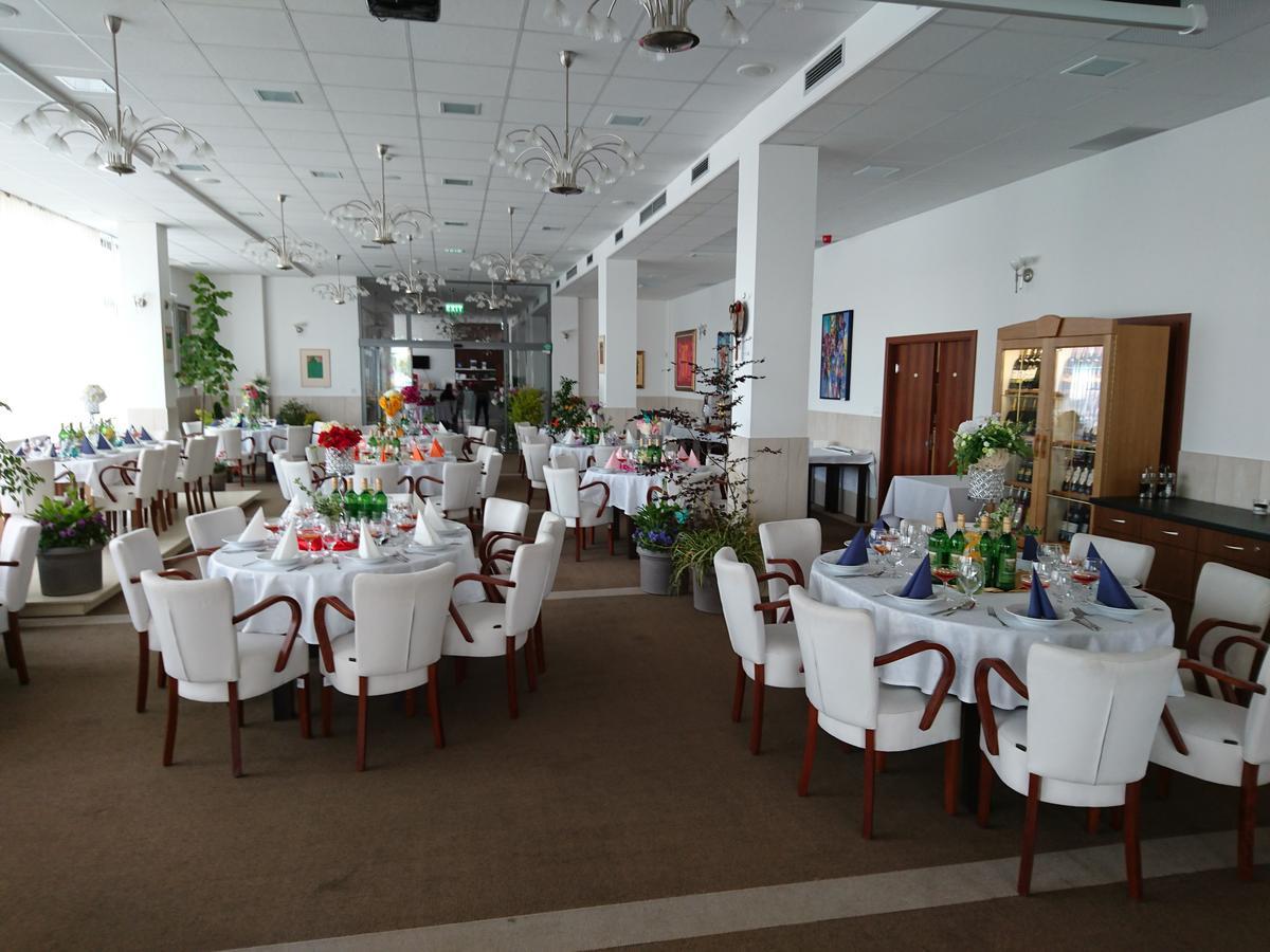 Hotel Limba Ctt Tvrdosin Dış mekan fotoğraf