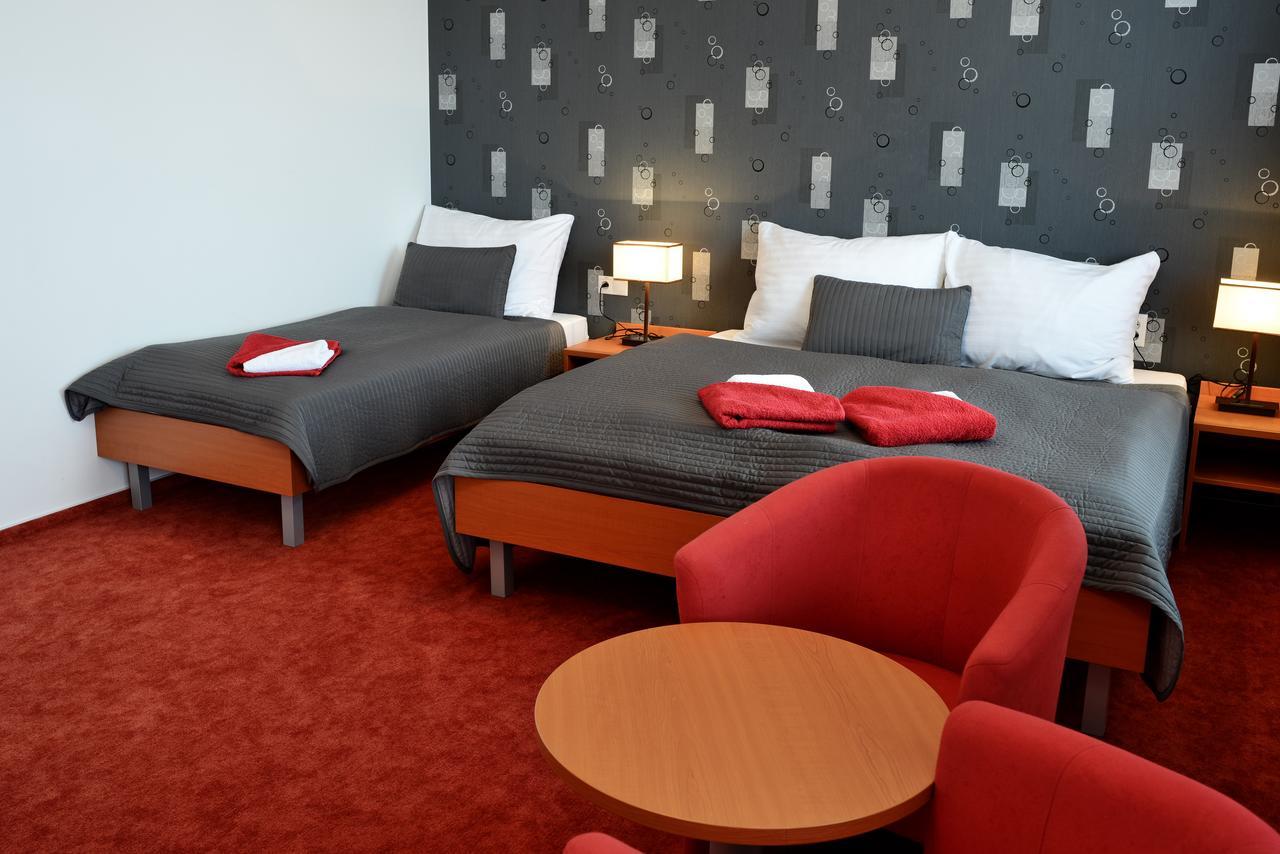 Hotel Limba Ctt Tvrdosin Dış mekan fotoğraf